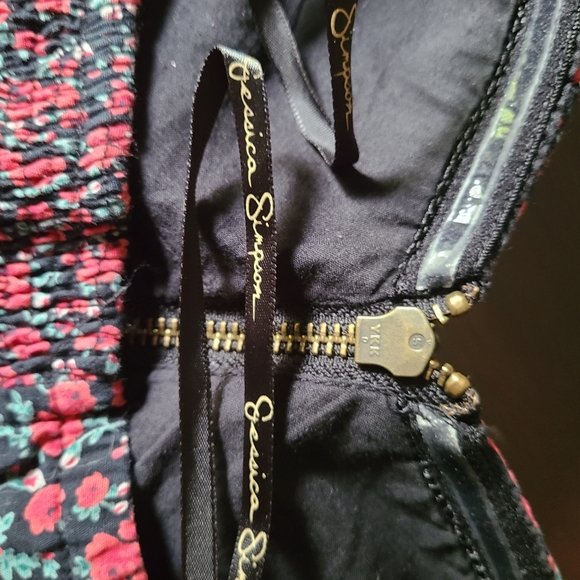 Jessica Simpson top - Picture 3 of 4